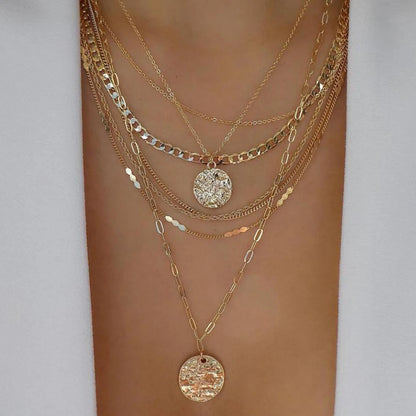 Collar Multicapa con Cristales – Alma Atrevida