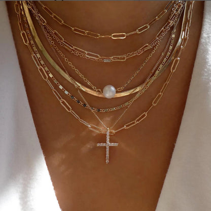 Collar Multicapa con Cristales – Alma Atrevida