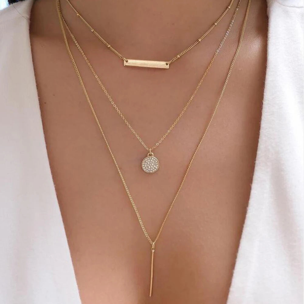 Collar Multicapa con Cristales – Alma Atrevida