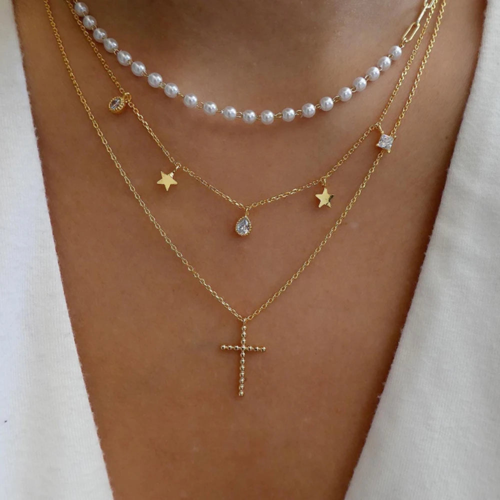 Collar Multicapa con Cristales – Alma Atrevida