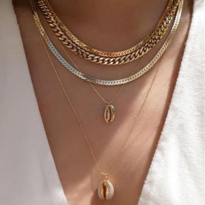 Collar Multicapa con Cristales – Alma Atrevida
