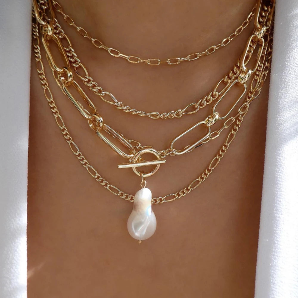Collar Multicapa con Cristales – Alma Atrevida