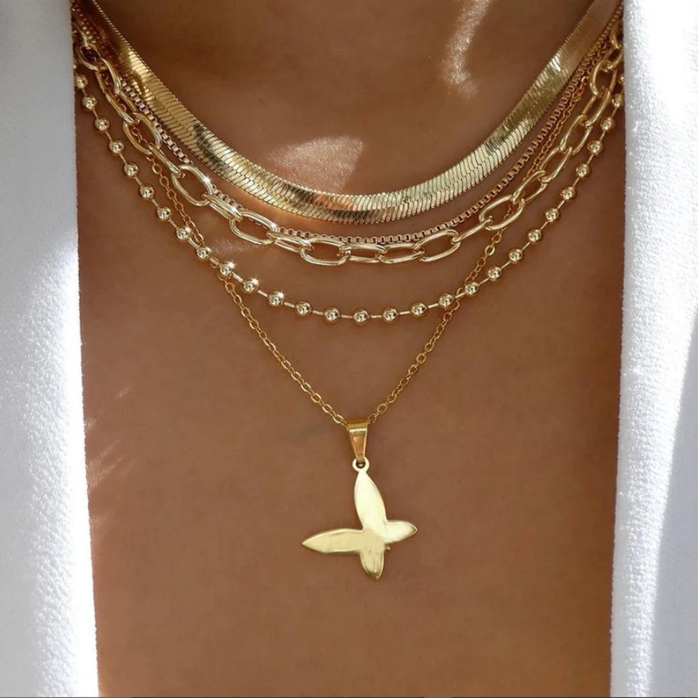 Collar Multicapa con Cristales – Alma Atrevida